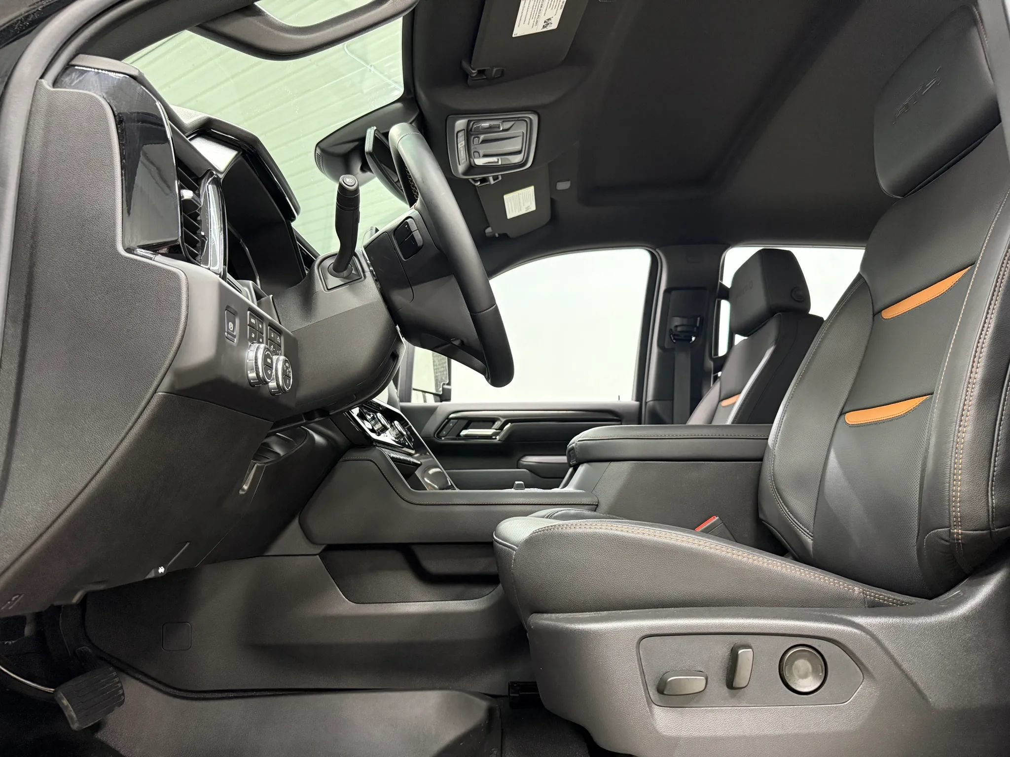 Used 2026 GMC Sierra 2500 AT4 AWD/4WD image 15