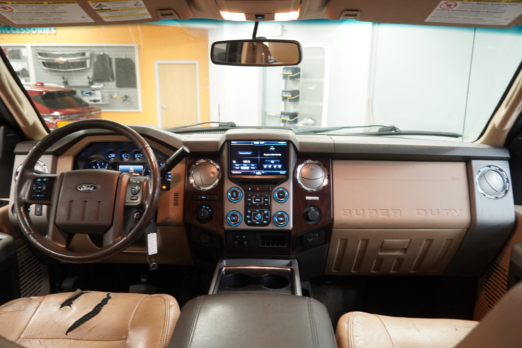 Used 2013 Ford F350 Lariat w/ Lariat Interior Pkg AWD/4WD image 18