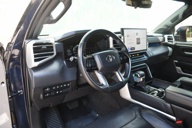 Used 2022 Toyota Tundra Platinum w/ Advanced Package AWD/4WD image 14