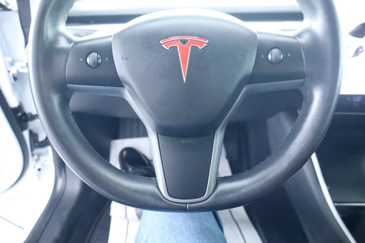 Used 2019 Tesla Model 3 Standard Range Plus RWD image 20