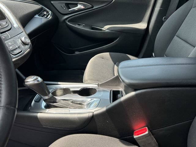 Used 2016 Chevrolet Malibu LT FWD image 31