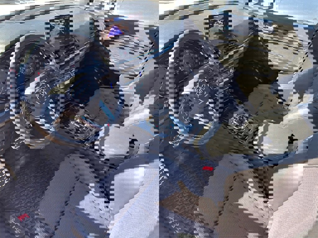 Used 2024 Audi SQ5 Premium image 11