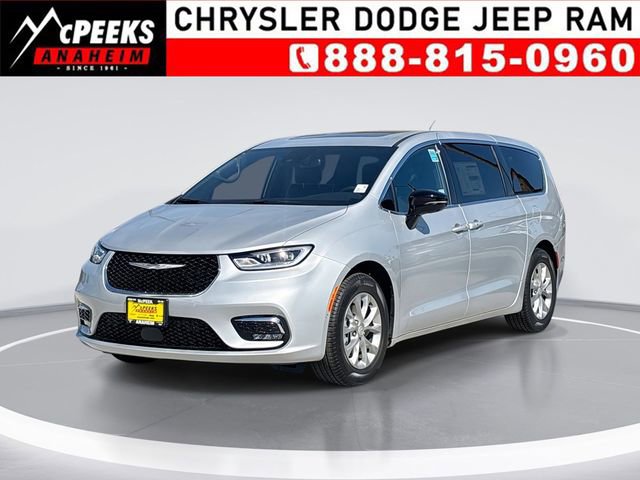 New 2026 Chrysler Pacifica Limited FWD image 1