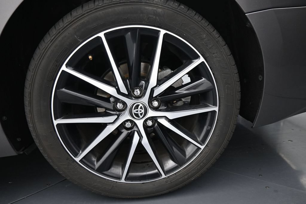 Used 2023 Toyota Camry SE FWD image 15