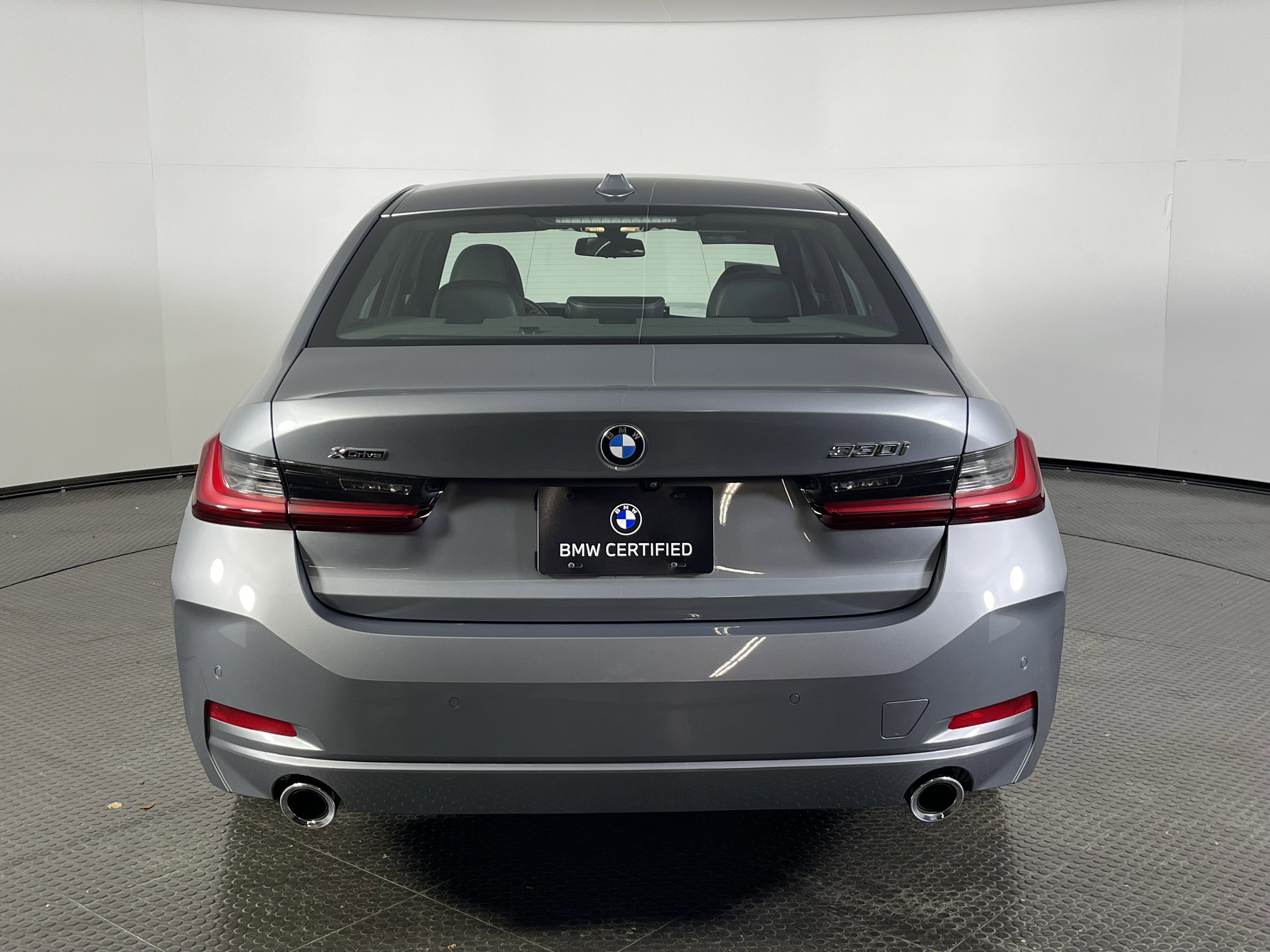 Certified 2023 BMW 330i xDrive Sedan w/ Premium Package image 7