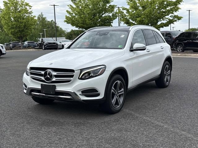 Used 2019 Mercedes-Benz GLC 300 4MATIC image 5