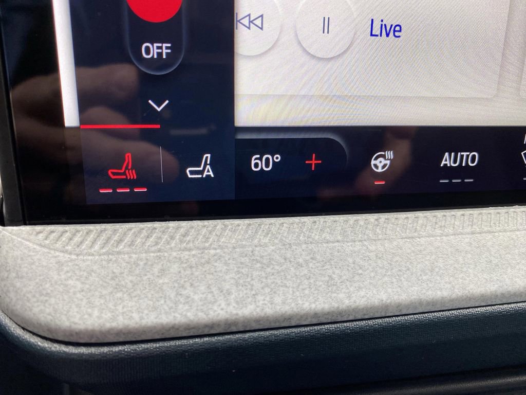 New 2025 Ford Maverick XLT w/ XLT Luxury Package image 7