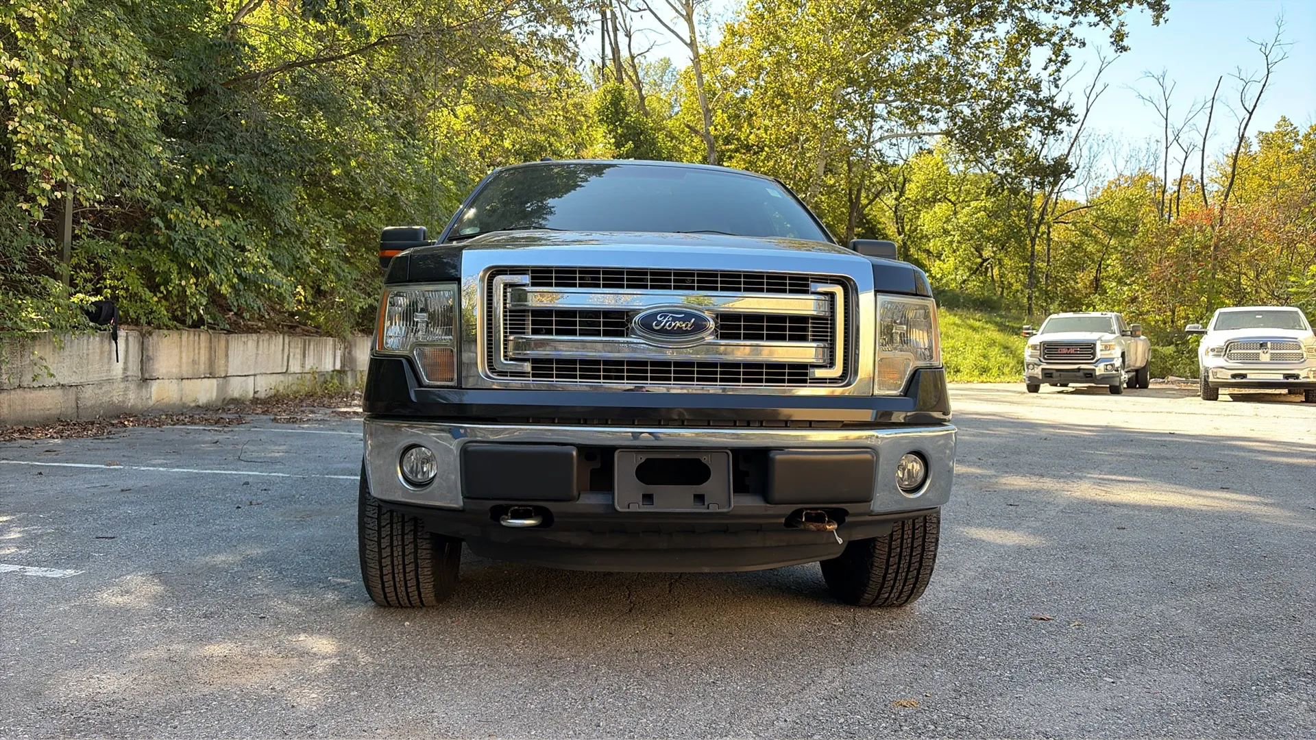 Used 2013 Ford F150 XLT w/ Luxury Equipment Group image 4
