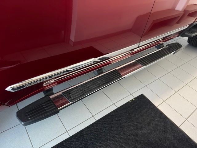 Used 2024 Chevrolet Silverado 3500 High Country w/ Technology Package AWD/4WD image 40