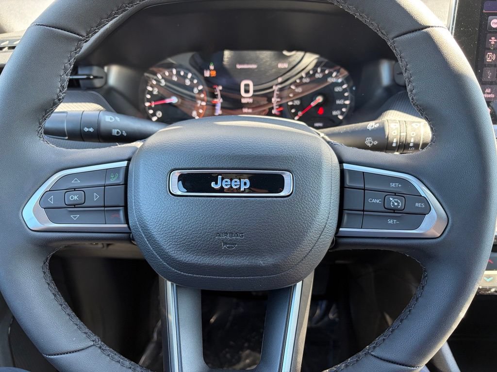 New 2026 Jeep Compass Latitude AWD/4WD image 24