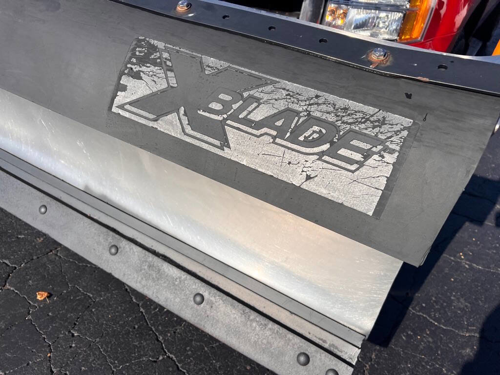 Used 2010 GMC Sierra 3500 W/T w/ Snow Plow Prep Package image 12