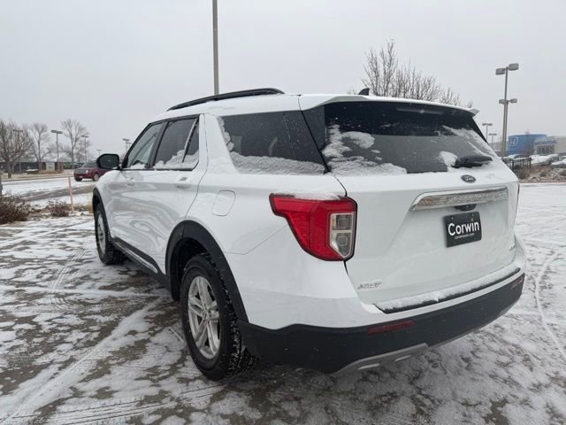 Used 2024 Ford Explorer XLT w/ Equipment Group 202A image 5