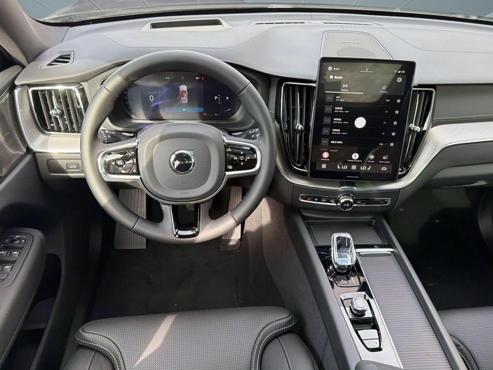 New 2026 Volvo XC60 B5 Ultra w/ Protection Package Premier AWD/4WD image 29