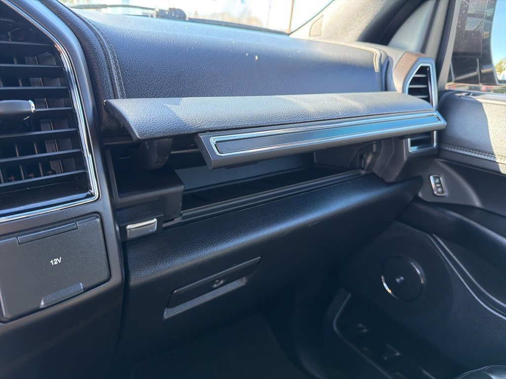 Used 2021 Ford Expedition Limited image 53