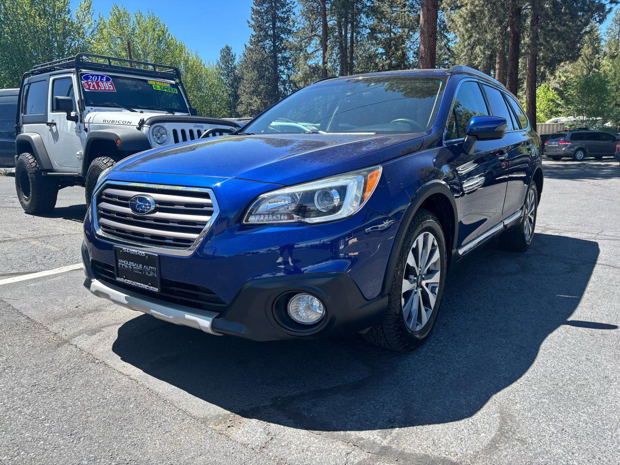 Used 2017 Subaru Outback 2.5i Touring AWD/4WD image 1