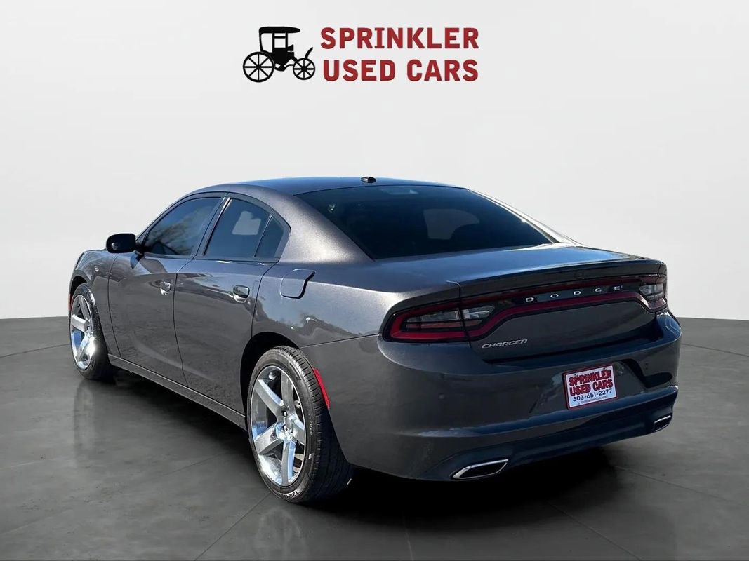 Used 2020 Dodge Charger SXT w/ Leather Interior Group RWD image 13