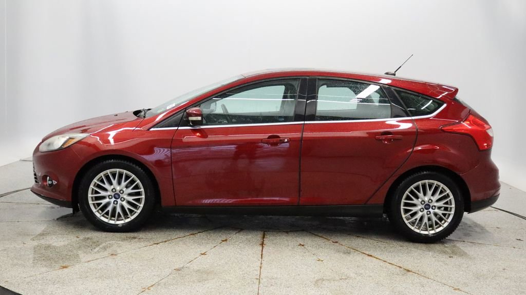 Used 2013 Ford Focus Titanium image 2