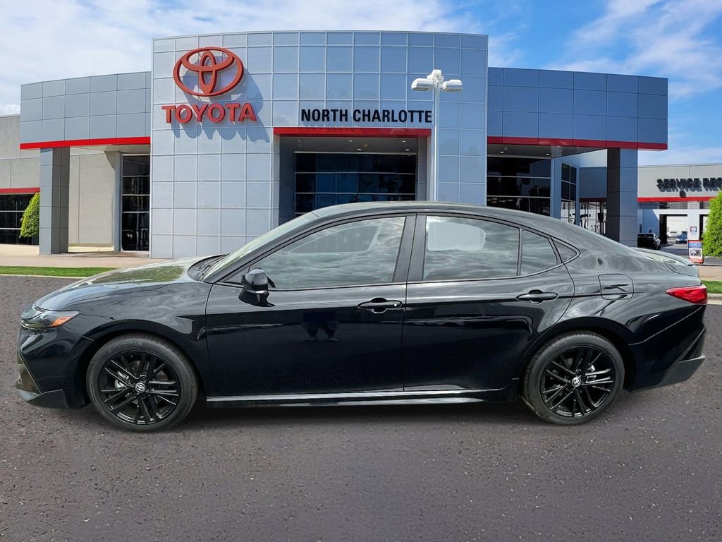 Used 2026 Toyota Camry SE w/ Convenience Package FWD image 7