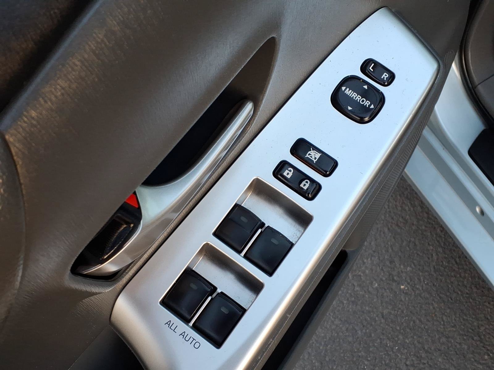 Used 2014 Toyota Prius V Three FWD image 14
