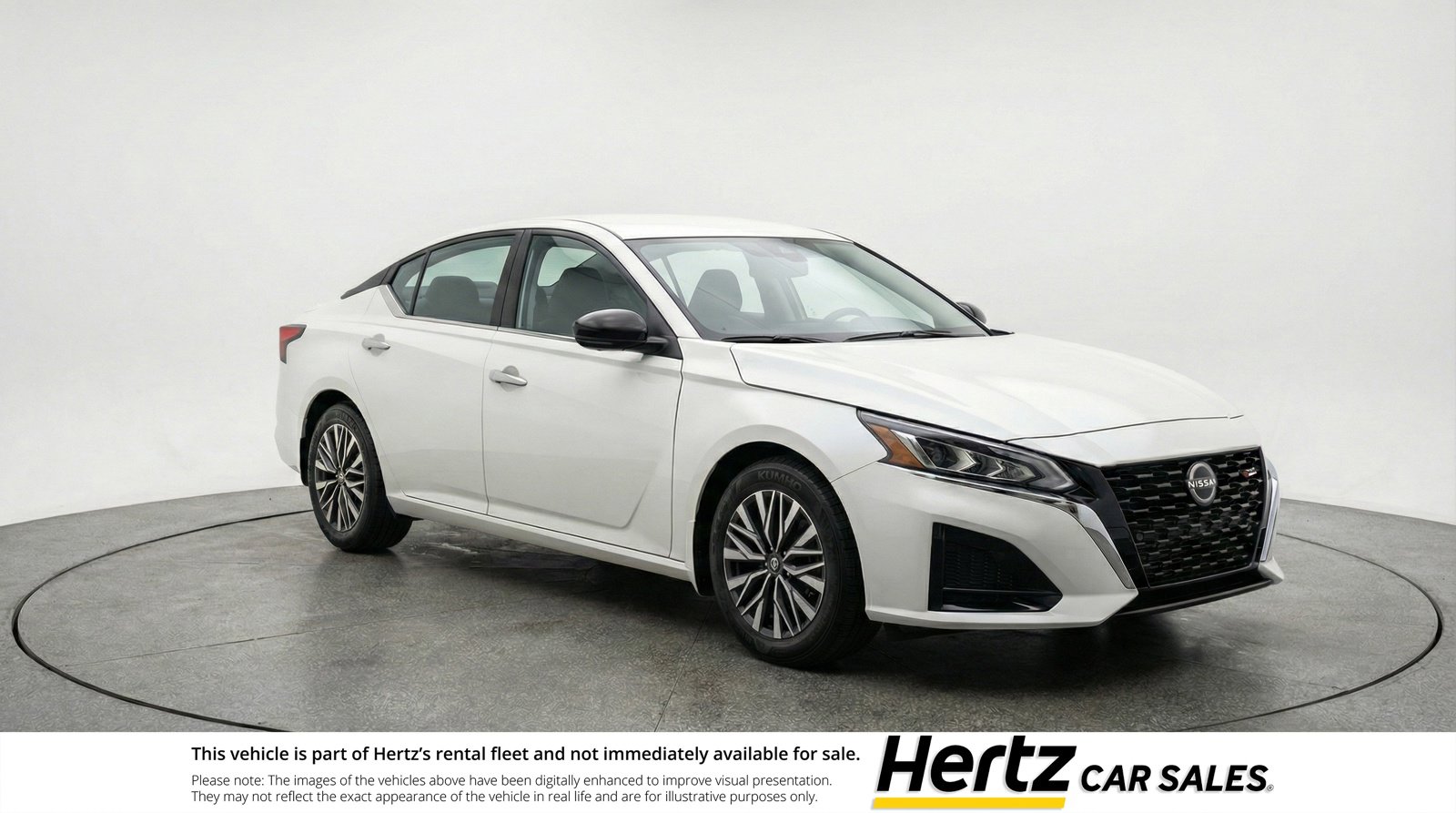 Used 2025 Nissan Altima 2.5 SV image 1