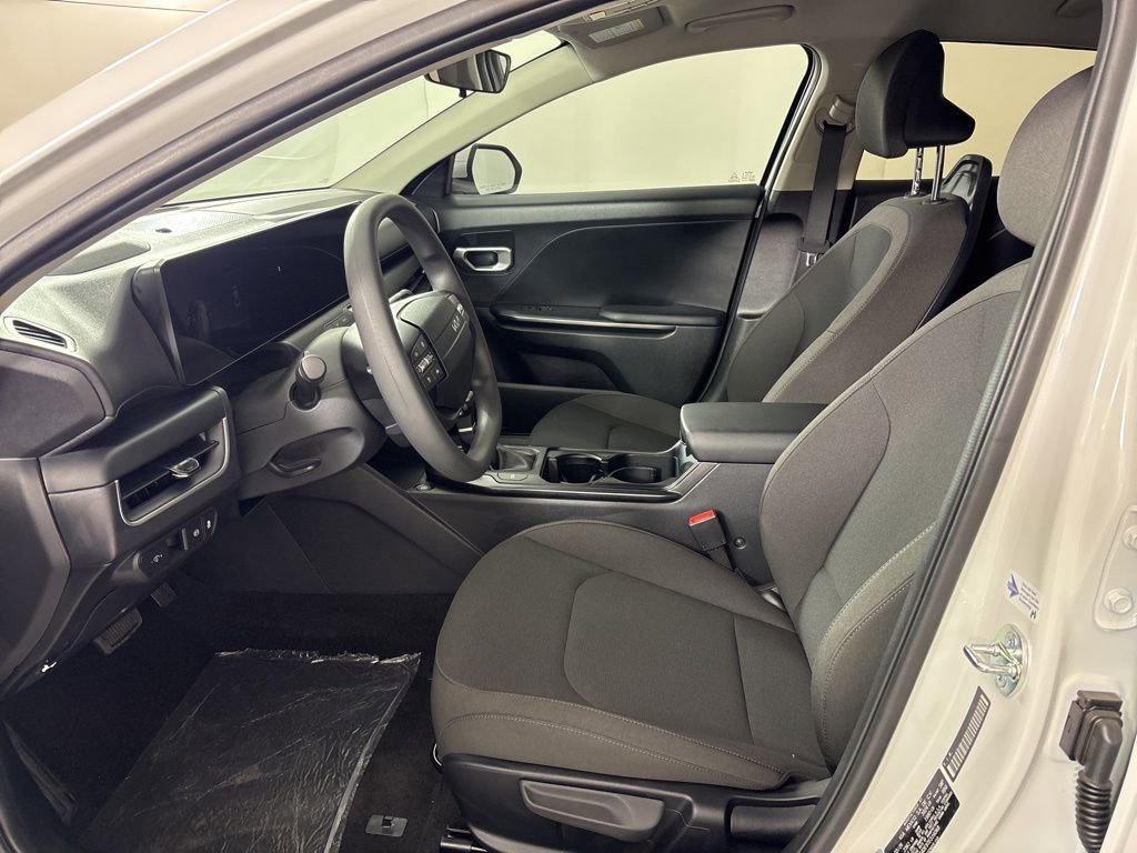 New 2026 Kia K4 FWD image 19