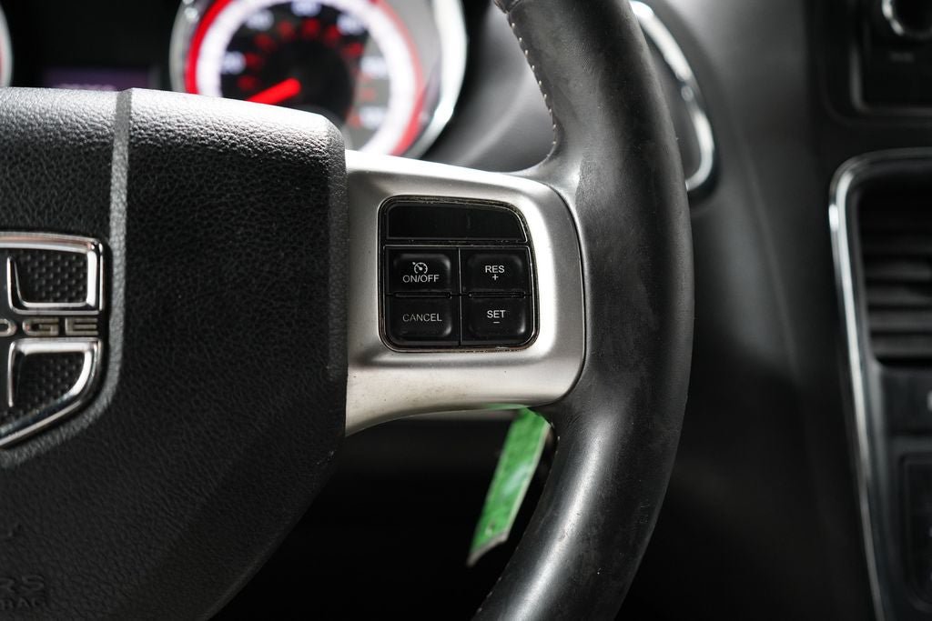 Used 2014 Dodge Grand Caravan SE w/ Quick Order Package 29E SE FWD image 23