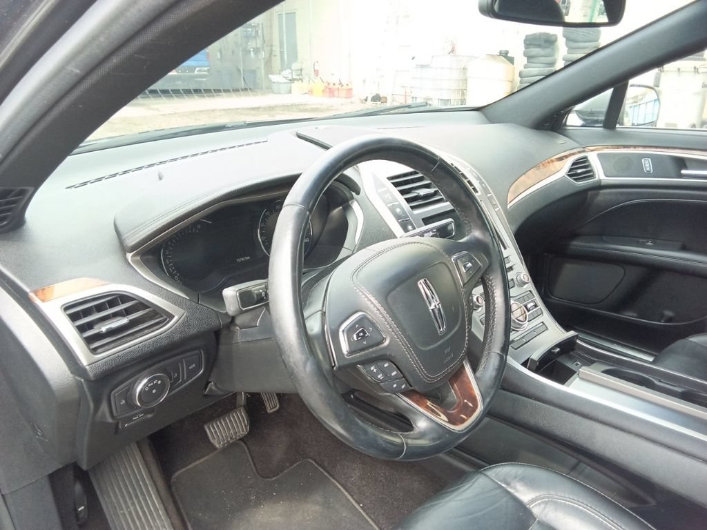 Used 2017 Lincoln MKZ Select w/ Select Plus Package FWD image 21