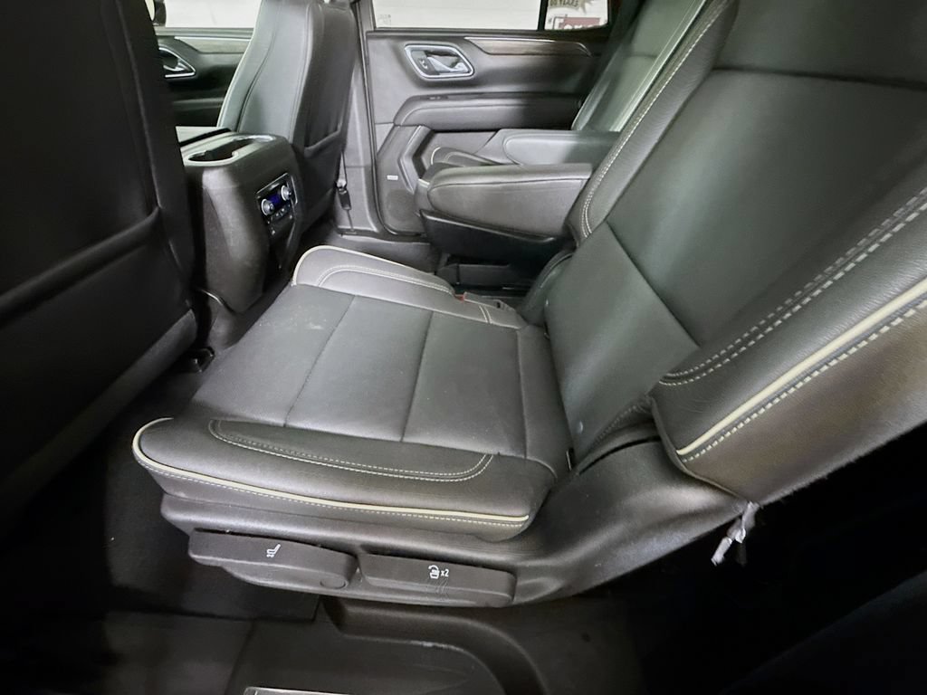 Used 2023 Chevrolet Tahoe Premier w/ Premium Package 2 AWD/4WD image 29