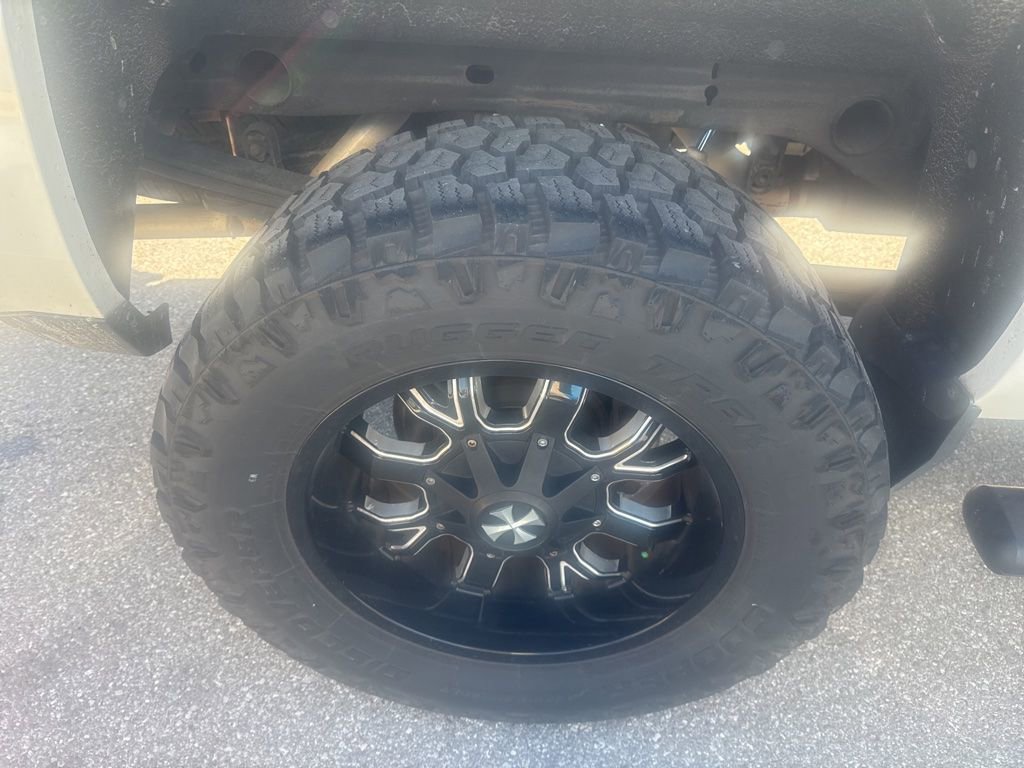 Used 2017 Chevrolet Silverado 1500 LT w/ All Star Edition image 9