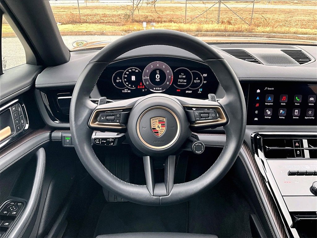 Used 2025 Porsche Panamera 4 image 15