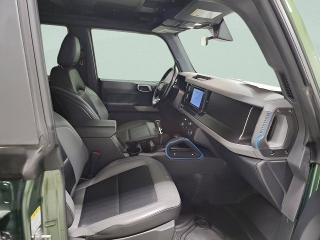 Used 2022 Ford Bronco Black Diamond image 14