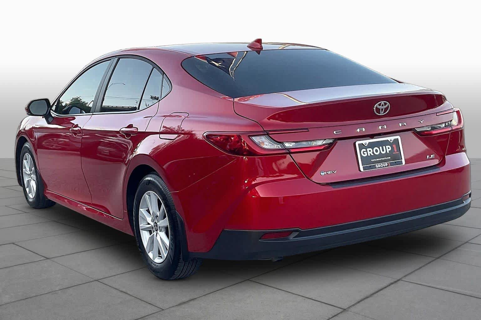 Used 2026 Toyota Camry LE w/ Convenience Package FWD image 12