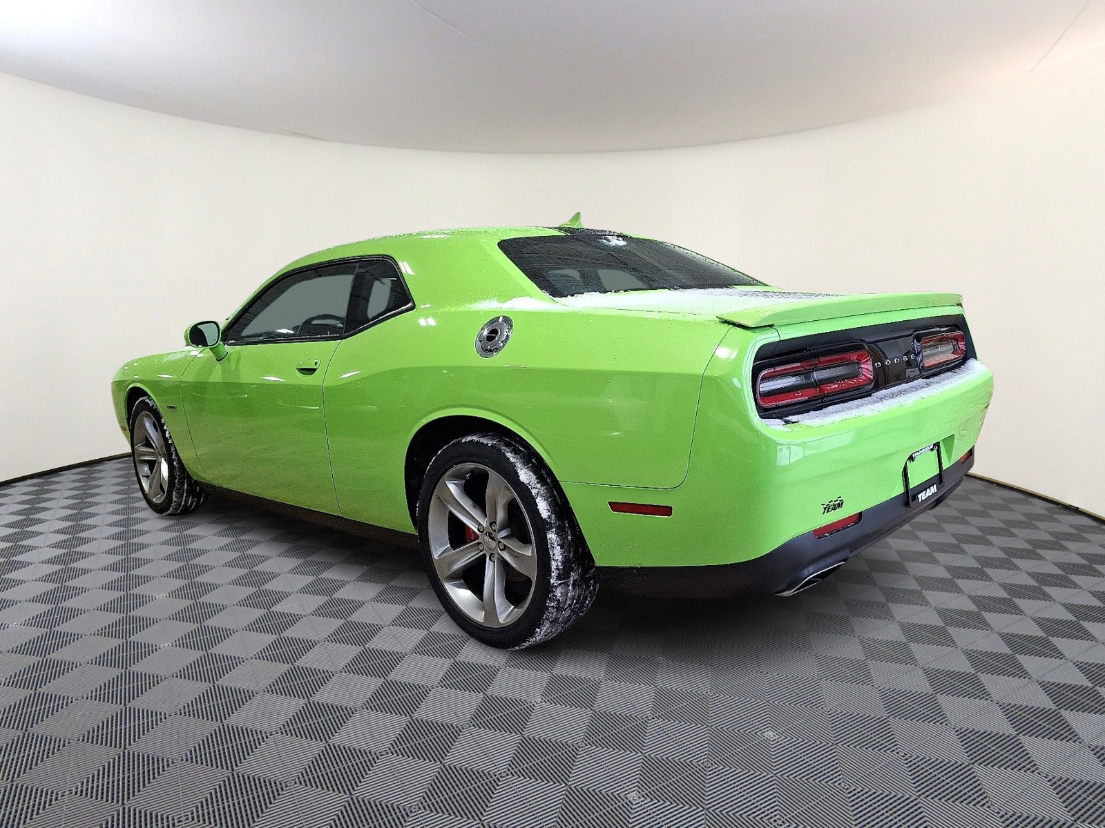 Used 2015 Dodge Challenger R/T w/ Quick Order Package 28B R/T image 4
