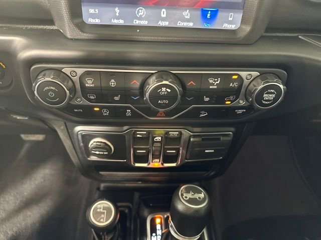 Used 2019 Jeep Wrangler Unlimited Sahara w/ Uconnect 4C Nav & Sound Group image 25