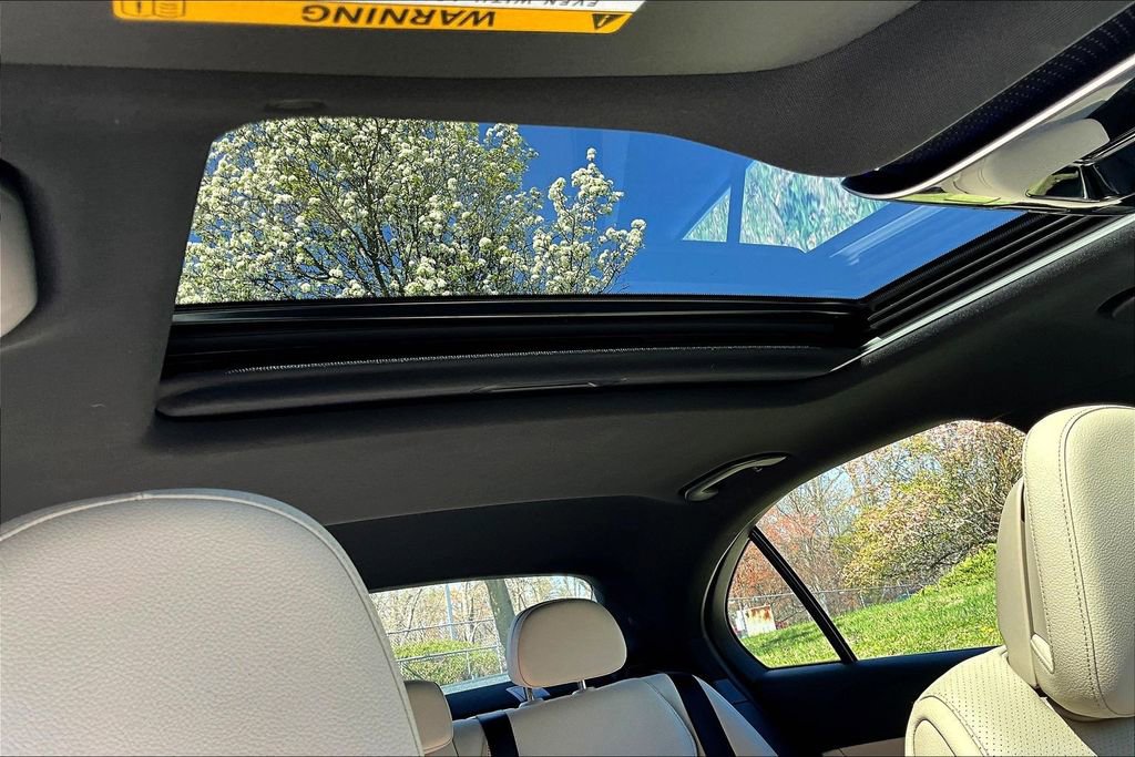 Certified 2023 Mercedes-Benz C 300 4MATIC Sedan image 17