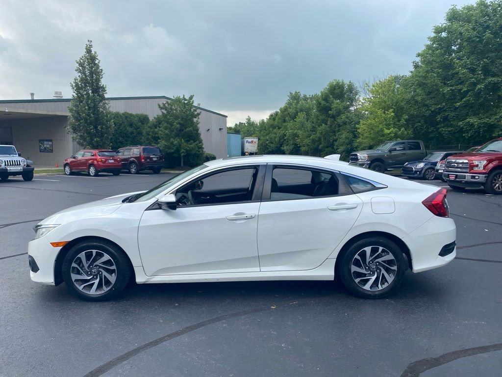Used 2018 Honda Civic EX image 4