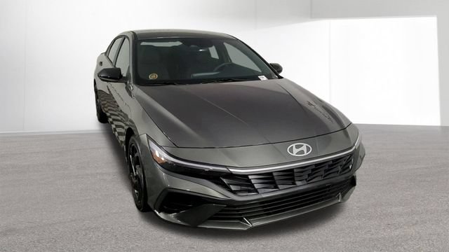 New 2026 Hyundai Elantra Sport FWD image 3