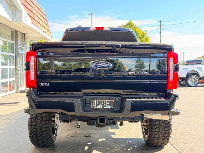 Used 2023 Ford F250 Lariat w/ Sport Appearance Package AWD/4WD image 4