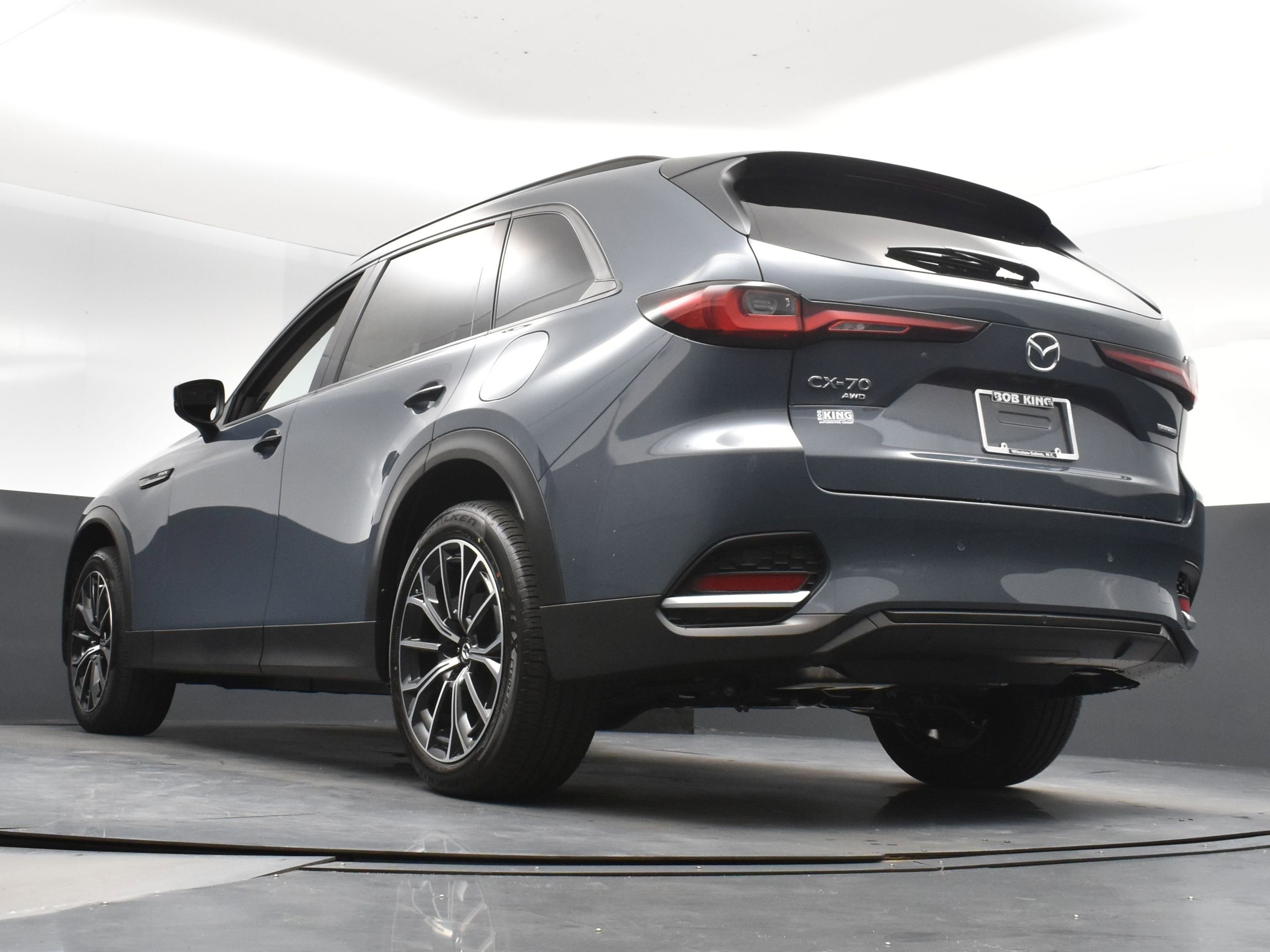 New 2025 MAZDA CX-70 Plug-In Hybrid w/ Premium Pkg image 12