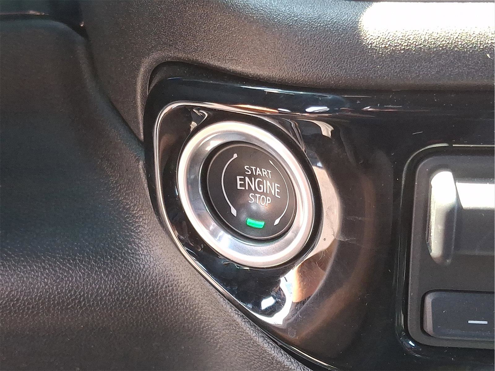 Used 2024 Chevrolet Silverado 1500 High Country w/ Technology Package AWD/4WD image 31
