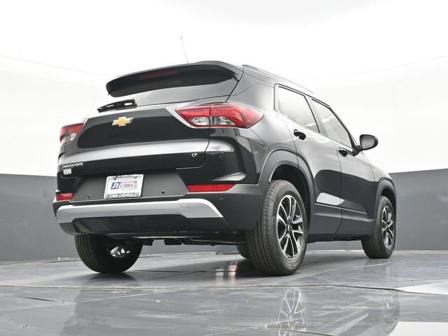 New 2026 Chevrolet TrailBlazer LT w/ Driver Confidence Package FWD image 42