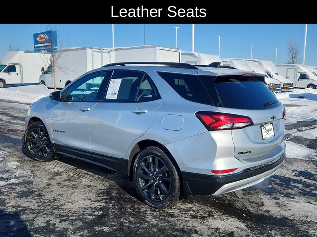 Used 2022 Chevrolet Equinox RS w/ RS Leather Package image 5
