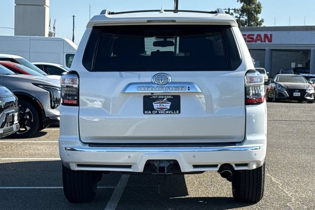 Used 2017 Toyota 4Runner Limited w/ Convenience Package AWD/4WD image 7