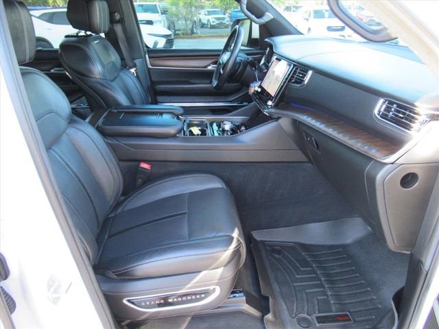 Used 2022 Jeep Grand Wagoneer Series I AWD/4WD image 10