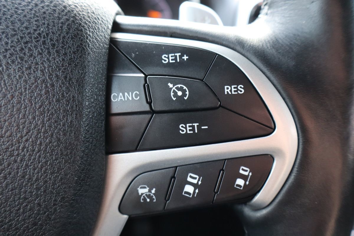 Used 2016 Jeep Grand Cherokee High Altitude image 31