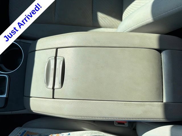 Used 2018 Toyota Highlander LE FWD image 32