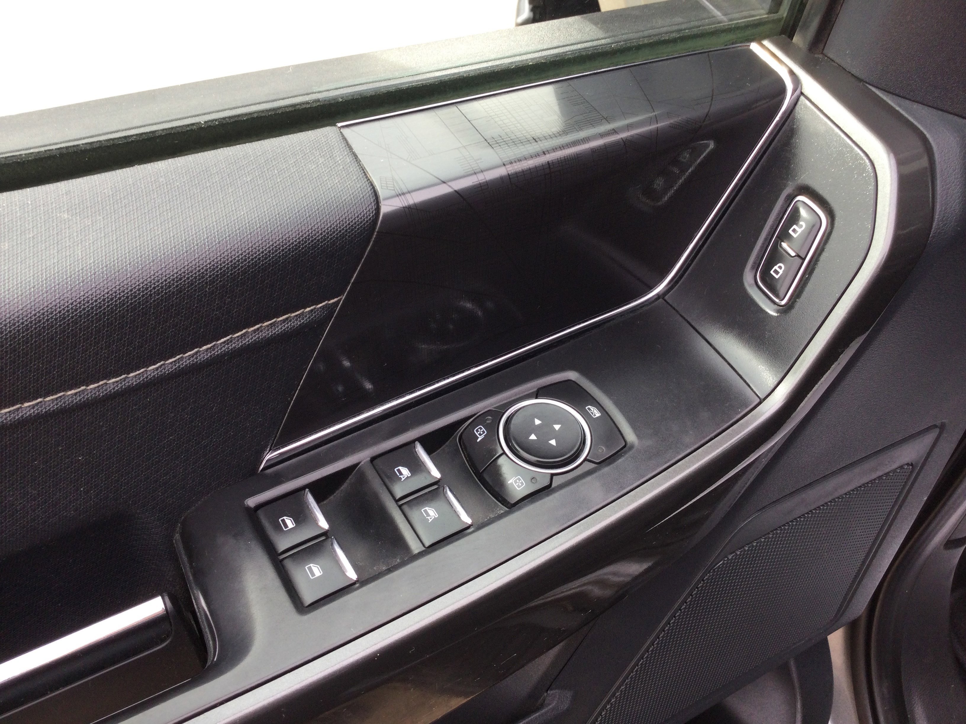 Used 2022 Ford F150 XLT w/ Equipment Group 302A High AWD/4WD image 9