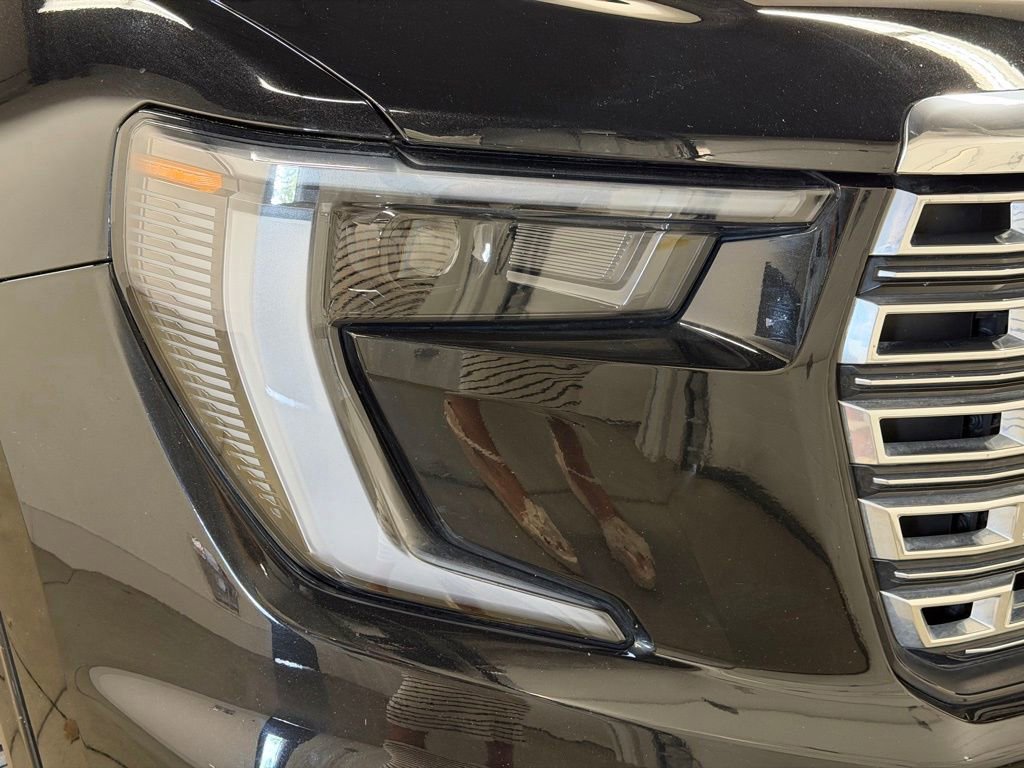 Certified 2025 GMC Acadia Denali w/ Super Cruise Package AWD/4WD image 11