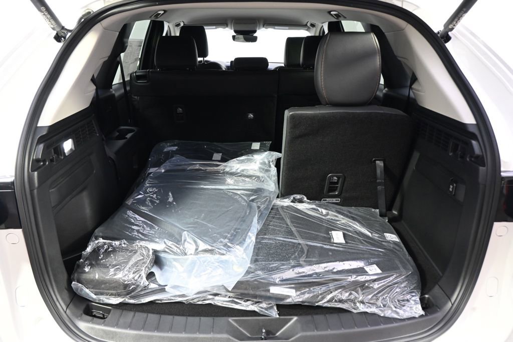 New 2026 MAZDA CX-90 3.3 Turbo w/ Select Package image 19