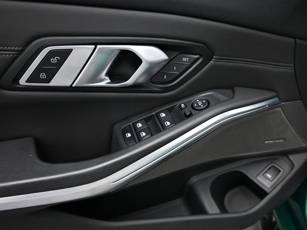 Used 2023 BMW M3 Competition image 25